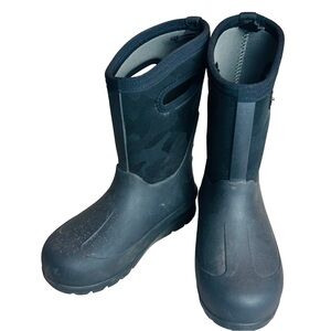 Bogs Black Camo Neoclassic Insulated Waterproof Boots Big Kids Size 2